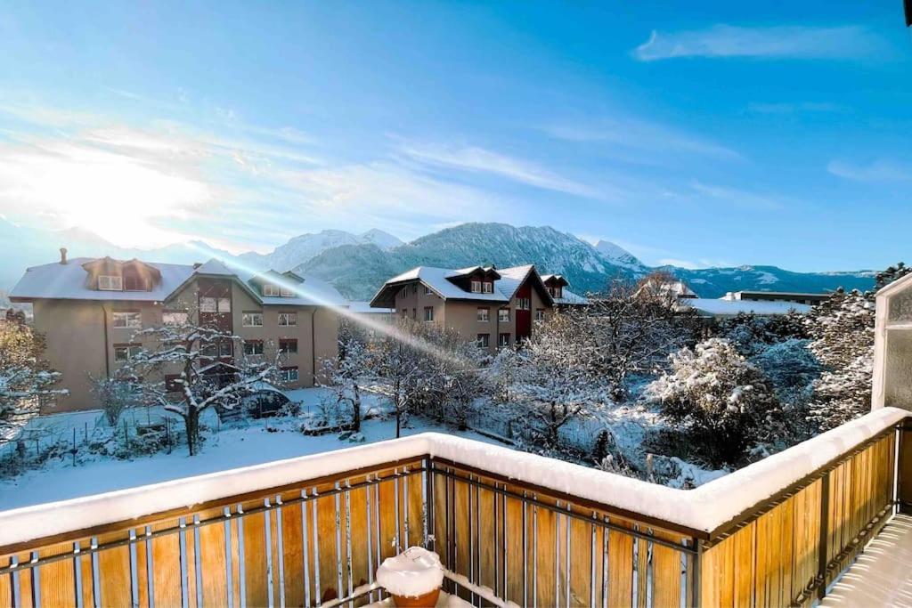 -The Urbanist- Mountainview Parking Garden 3Bd Villa Unterseen Kültér fotó